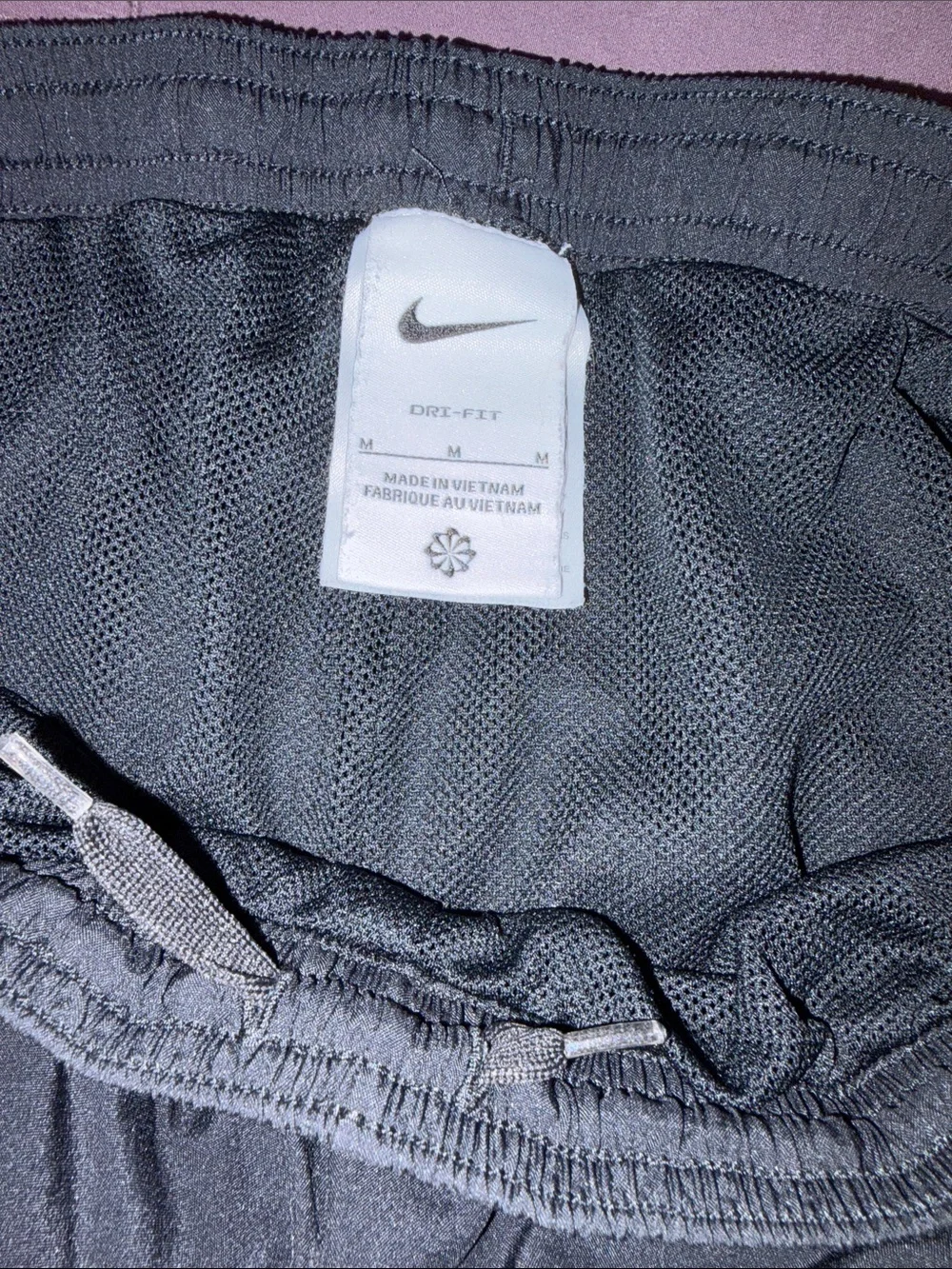 Nike classic track